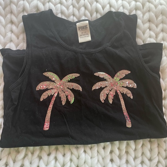VS Pink Tank Top. - Picture 1 of 1